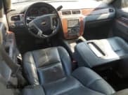 ✅ 2012 Chevrolet Suburban LT • VIN: 1GNSKJE73CR297609 • Lot: 71305014. Wystawiony na Copart z przebiegiem 234 653 mil. Bezpłatny archiwum sprzedaży aukcyjnych z USA i szczegółowy raport historii pojazdu na DreamBid. Zdjęcie 8.