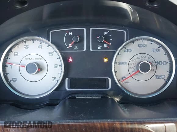 ✅ 2008 Ford Taurus Limited • VIN: 1FAHP28W68G113334 • Lot: 43485588. Wystawiony na IAAI z przebiegiem Nie podano. Bezpłatny archiwum sprzedaży aukcyjnych z USA i szczegółowy raport historii pojazdu na DreamBid. Zdjęcie 7.