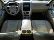 ✅ 2008 Mercury Mountaineer Premier • VIN: 4M2EU48868UJ00727 • Lot: 59556125. Listed on Copart with 215,723 mi. Free auction sales archive from the USA and detailed vehicle history report at DreamBid. Image 8.