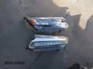 ✅ 2019 Honda Clarity • VIN: JHMZC5F11KC005316 • Lot: 42206674. Wystawiony na IAAI z przebiegiem 127 498 mil. Bezpłatny archiwum sprzedaży aukcyjnych z USA i szczegółowy raport historii pojazdu na DreamBid. Zdjęcie 17.