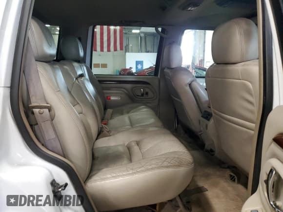 ✅ 1999 Cadillac Escalade • VIN: 1GYEK13RXXR416069 • Lot: 67363625. Listed on Copart with 202,009 mi. Free auction sales archive from the USA and detailed vehicle history report at DreamBid. Image 11.