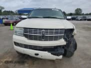 ✅ 2007 Lincoln Navigator • VIN: 5LMFU27567LJ15649 • Lot: 50902735. Wystawiony na Copart z przebiegiem 177 620 mil. Bezpłatny archiwum sprzedaży aukcyjnych z USA i szczegółowy raport historii pojazdu na DreamBid. Zdjęcie 5.