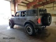 ✅ 2021 Ford Bronco • VIN: 1FMEE5DP2MLB06896 • Lot: 80565015. Wystawiony na Copart z przebiegiem 82 571 mil. Bezpłatny archiwum sprzedaży aukcyjnych z USA i szczegółowy raport historii pojazdu na DreamBid. Zdjęcie 2.