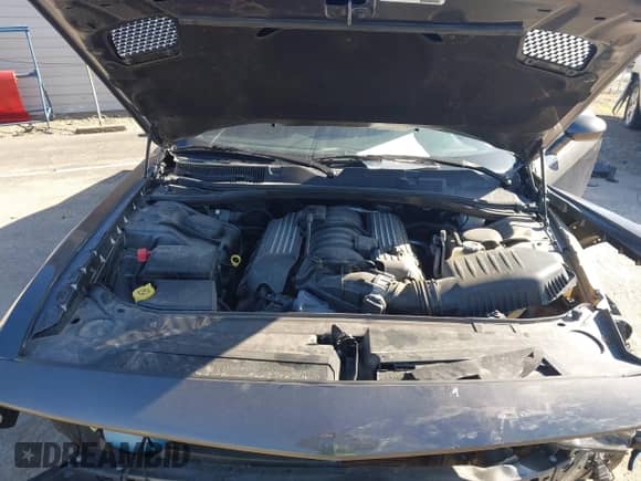 ✅ 2020 Dodge Challenger R/T Scat Pack • VIN: 2C3CDZFJXLH143113 • Lot: 42217914. Wystawiony na IAAI z przebiegiem 27 538 mil. Bezpłatny archiwum sprzedaży aukcyjnych z USA i szczegółowy raport historii pojazdu na DreamBid. Zdjęcie 10.