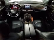 ✅ 2015 Audi A8 3.0L TDI • VIN: WAU3MAFD3FN009317 • Лот: 43693695. Опубликован ранее на Copart с пробегом 156 670 миль. Бесплатный доступ к архиву аукционных продаж из США и подробный отчёт об истории автомобиля на DreamBid. Изображение 8.