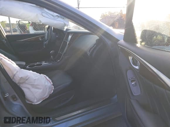 ✅ 2014 Infiniti Q50 Sport • VIN: JN1BV7AR0EM680338 • Lot: 42295999. Listed on IAAI with 112,804 mi. Free auction sales archive from the USA and detailed vehicle history report at DreamBid. Image 5.