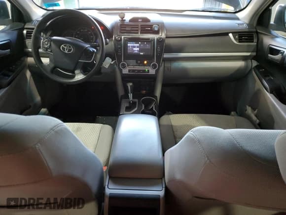 ✅ 2014 Toyota Camry LE • VIN: 4T4BF1FK4ER430864 • Лот: 82240465. Опубликован ранее на Copart с пробегом 139 968 миль. Бесплатный доступ к архиву аукционных продаж из США и подробный отчёт об истории автомобиля на DreamBid. Изображение 8.