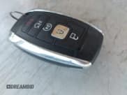 ✅ 2020 Lincoln MKZ Standard • VIN: 3LN6L5A97LR603958 • Лот: 42883869. Опубликован ранее на IAAI с пробегом 129 195 миль. Бесплатный доступ к архиву аукционных продаж из США и подробный отчёт об истории автомобиля на DreamBid. Изображение 11.