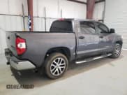 ✅ 2017 Toyota Tundra SR5 • VIN: 5TFEM5F16HX111162 • Лот: 67075885. Опубликован ранее на Copart с пробегом 227 029 миль. Бесплатный доступ к архиву аукционных продаж из США и подробный отчёт об истории автомобиля на DreamBid. Изображение 3.