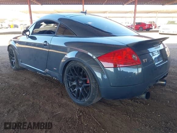 ✅ 2006 Audi TT • VIN: TRUWD28N961005250 • Lot: 43480626. Wystawiony na IAAI z przebiegiem 167 679 mil. Bezpłatny archiwum sprzedaży aukcyjnych z USA i szczegółowy raport historii pojazdu na DreamBid. Zdjęcie 3.