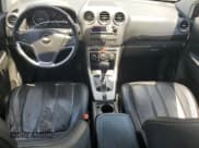 ✅ 2013 Chevrolet Captiva Sport LTZ • VIN: 3GNAL4EK4DS632227 • Lot: 55054975. Wystawiony na Copart z przebiegiem 121 526 mil. Bezpłatny archiwum sprzedaży aukcyjnych z USA i szczegółowy raport historii pojazdu na DreamBid. Zdjęcie 8.