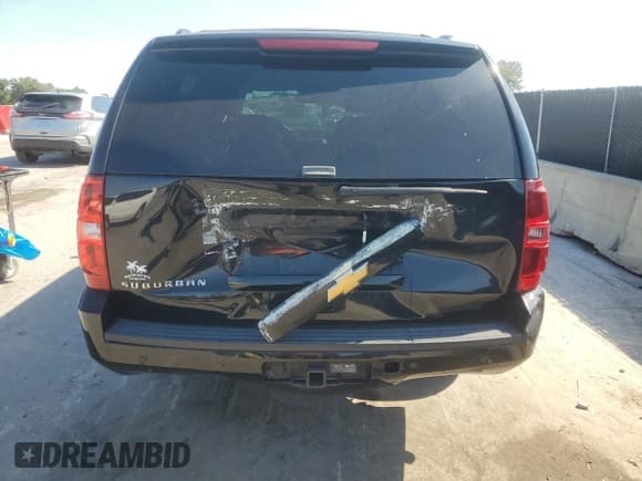 ✅ 2013 Chevrolet Suburban LT • VIN: 1GNSCJE03DR176886 • Лот: 89877185. Опубликован ранее на Copart с пробегом 251 583 миль. Бесплатный доступ к архиву аукционных продаж из США и подробный отчёт об истории автомобиля на DreamBid. Изображение 6.