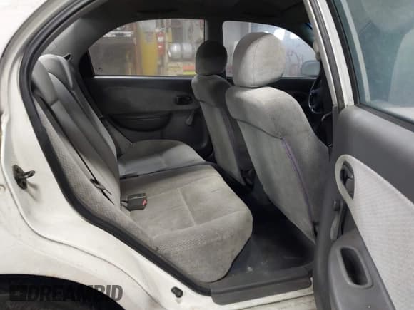 ✅ 2003 Kia Spectra • VIN: KNAFB121235300577 • Лот: 43825776. Опубликован ранее на IAAI с пробегом 132 271 миль. Бесплатный доступ к архиву аукционных продаж из США и подробный отчёт об истории автомобиля на DreamBid. Изображение 8.