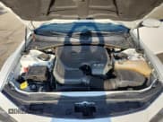 ✅ 2022 Chrysler 300 S • VIN: 2C3CCABGXNH135143 • Lot: 80745945. Wystawiony na Copart z przebiegiem Nie podano. Bezpłatny archiwum sprzedaży aukcyjnych z USA i szczegółowy raport historii pojazdu na DreamBid. Zdjęcie 11.