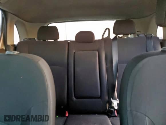 2014 Mitsubishi Outlander ES с VIN 4A4AR3AU6EE021127, выставлен на аукционе Copart как лот 49432625 с пробегом Не указан миль и Списание • Salvage title. История ставок и продаж доступна на DreamBid. Изображение 10.