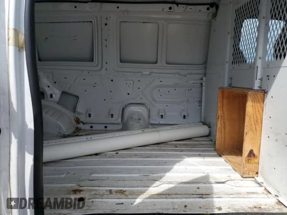 ✅ 2013 Ford Econoline Cargo Commercial • VIN: 1FTNE2EW8DDA74037 • Lot: 53726125. Listed on Copart with 71,236 mi. Free auction sales archive from the USA and detailed vehicle history report at DreamBid. Image 11.