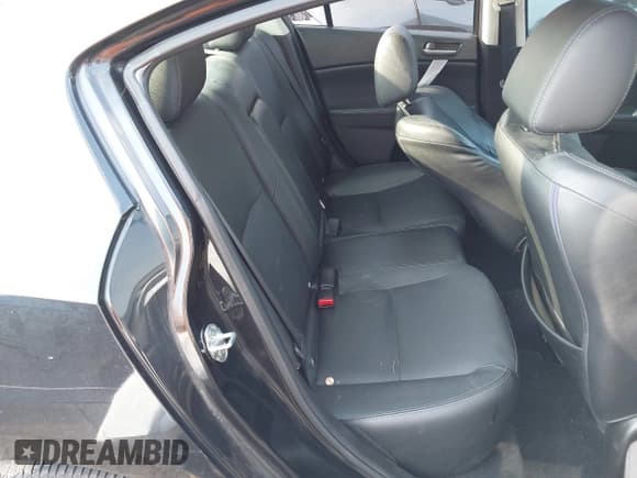 ✅ 2012 Mazda 3 i Grand Touring • VIN: JM1BL1W77C1577326 • Lot: 42851539. Listed on IAAI with 141,135 mi. Free auction sales archive from the USA and detailed vehicle history report at DreamBid. Image 8.