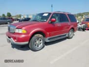 ✅ 2002 Lincoln Navigator • VIN: 5LMFU28R52LJ05043 • Lot: 43151334. Listed on IAAI with 182,886 mi. Free auction sales archive from the USA and detailed vehicle history report at DreamBid. Image 2.