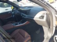 ✅ 2024 BMW X5 xDrive40i • VIN: 5UX23EU01R9U76742 • Lot: 43604412. Listed on IAAI with 19,294 mi. Free auction sales archive from the USA and detailed vehicle history report at DreamBid. Image 5.