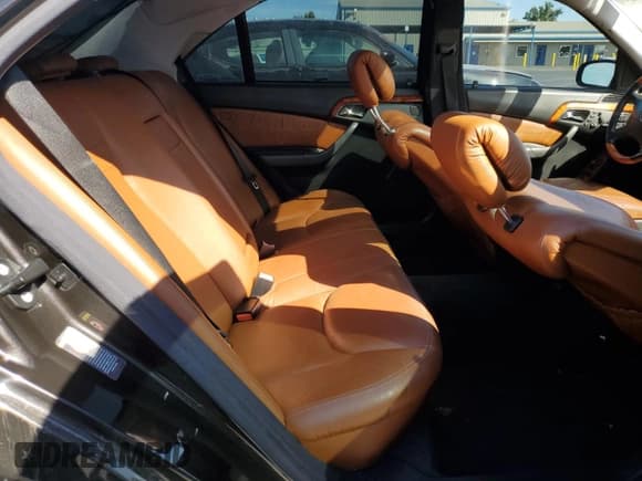 ✅ 2001 Mercedes-Benz S 320/430/500 • VIN: WDBNG75J11A169563 • Lot: 69849935. Wystawiony na Copart z przebiegiem 171 228 mil. Bezpłatny archiwum sprzedaży aukcyjnych z USA i szczegółowy raport historii pojazdu na DreamBid. Zdjęcie 10.