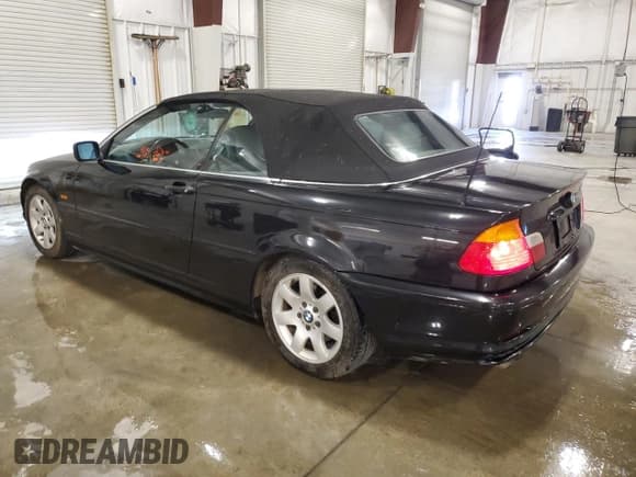 ✅ 2001 BMW 3 Series 325Ci • VIN: WBABS334X1JY54960 • Лот: 85678825. Опубликован ранее на Copart с пробегом 132 610 миль. Бесплатный доступ к архиву аукционных продаж из США и подробный отчёт об истории автомобиля на DreamBid. Изображение 2.