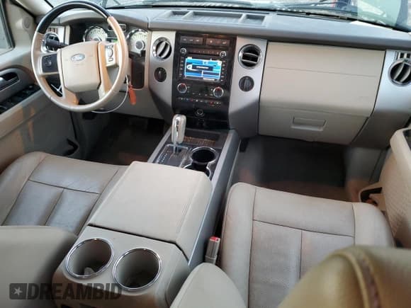 ✅ 2013 Ford Expedition Limited • VIN: 1FMJU2A51DEF23787 • Lot: 78719854. Wystawiony na Copart z przebiegiem 165 192 mil. Bezpłatny archiwum sprzedaży aukcyjnych z USA i szczegółowy raport historii pojazdu na DreamBid. Zdjęcie 8.