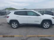 ✅ 2022 Jeep Compass Latitude • VIN: 3C4NJDBB6NT156577 • Lot: 42831815. Listed on IAAI with 86,000 mi. Free auction sales archive from the USA and detailed vehicle history report at DreamBid. Image 13.