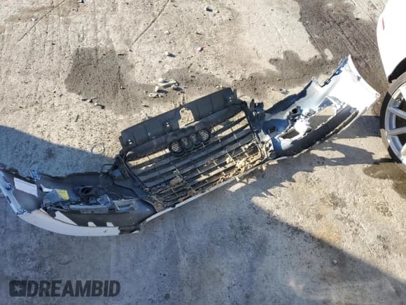 ✅ 2015 Audi A3 Premium Plus • VIN: WAUEFGFF1F1096147 • Lot: 86714515. Listed on Copart with 121,907 mi. Free auction sales archive from the USA and detailed vehicle history report at DreamBid. Image 12.