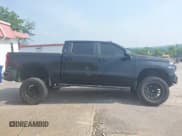 ✅ 2021 Chevrolet Silverado 1500 RST • VIN: 3GCUYEEL1MG363239 • Lot: 42388045. Wystawiony na IAAI z przebiegiem 73 167 mil. Bezpłatny archiwum sprzedaży aukcyjnych z USA i szczegółowy raport historii pojazdu na DreamBid. Zdjęcie 14.