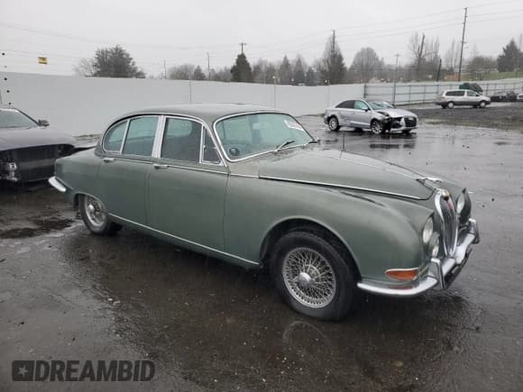 ✅ 1965 Jaguar S-Type • VIN: P1B76828BW • Lot: 85593434. Listed on Copart with 1,886 mi. Free auction sales archive from the USA and detailed vehicle history report at DreamBid. Image 4.