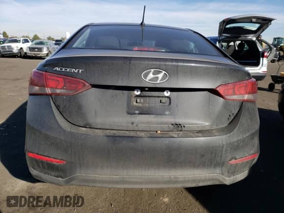 2019 Hyundai Accent SE z VIN 3KPC24A3XKE057713, wystawiony jako Copart lot #75178533 z przebiegiem 116 050 mil mil oraz . Historia ofert i sprzedaży dostępna na DreamBid. Obrazek 6.