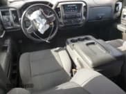 ✅ 2018 Chevrolet Silverado 1500 LT • VIN: 1GCVKREC3JZ119729 • Lot: 86705025. Wystawiony na Copart z przebiegiem 108 839 mil. Bezpłatny archiwum sprzedaży aukcyjnych z USA i szczegółowy raport historii pojazdu na DreamBid. Zdjęcie 8.