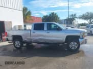 ✅ 2015 Chevrolet Silverado 2500HD LT • VIN: 1GC1KVEG6FF568941 • Lot: 41406046. Wystawiony na IAAI z przebiegiem 112 991 mil. Bezpłatny archiwum sprzedaży aukcyjnych z USA i szczegółowy raport historii pojazdu na DreamBid. Zdjęcie 13.