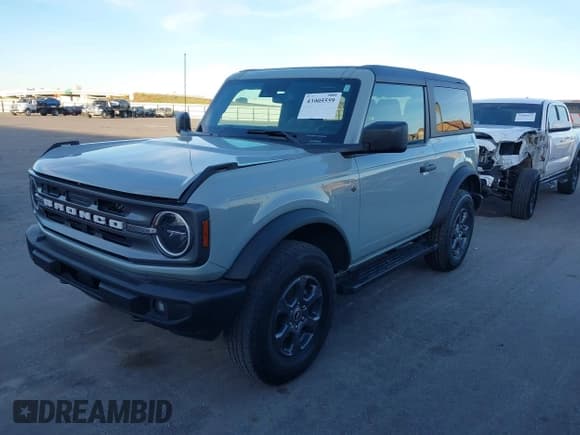 ✅ 2024 Ford Bronco Big Bend • VIN: 1FMDE7AH9RLB32925 • Лот: 43905559. Опубликован ранее на IAAI с пробегом 20 387 миль. Бесплатный доступ к архиву аукционных продаж из США и подробный отчёт об истории автомобиля на DreamBid. Изображение 17.