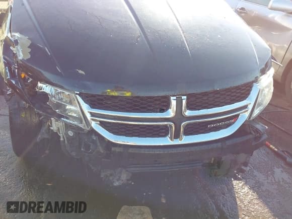 ✅ 2013 Dodge Journey SXT • VIN: 3C4PDCBG2DT572730 • Lot: 43520448. Listed on IAAI with 212,587 mi. Free auction sales archive from the USA and detailed vehicle history report at DreamBid. Image 6.