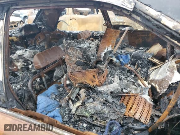 ✅ 1994 Nissan Gloria • VIN: PY32782093 • Lot: 71669155. Listed on Copart with Not provided. Free auction sales archive from the USA and detailed vehicle history report at DreamBid. Image 12.