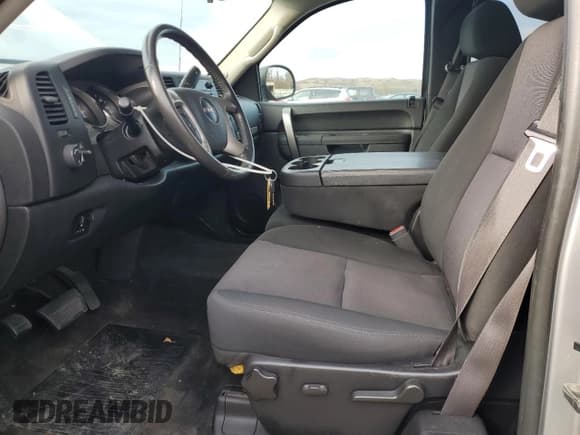 ✅ 2013 GMC Sierra 1500 SLE • VIN: 1GTR2VE78DZ265349 • Лот: 92511615. Опубликован ранее на Copart с пробегом 157 187 миль. Бесплатный доступ к архиву аукционных продаж из США и подробный отчёт об истории автомобиля на DreamBid. Изображение 7.