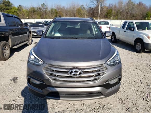 ✅ 2017 Hyundai Santa Fe 2.4L • VIN: 5NMZUDLB3HH023333 • Lot: 44595083. Wystawiony na Copart z przebiegiem 80 385 mil mil. Skorzystaj z bezpłatnego archiwum sprzedaży aukcyjnych z USA i zobacz szczegółowy raport historii pojazdu na DreamBid. Zdjęcie 5.