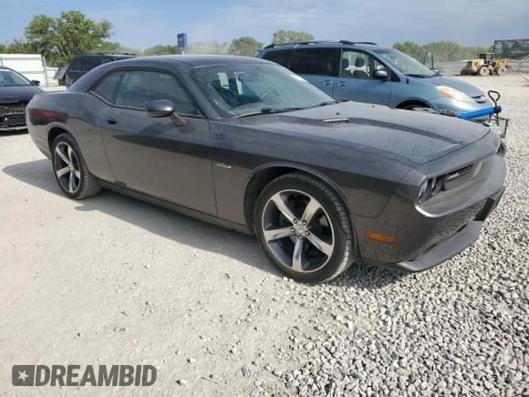 ✅ 2014 Dodge Challenger SXT • VIN: 2C3CDYAG6EH247655 • Lot: 65164284. Wystawiony na Copart z przebiegiem 63 869 mil. Bezpłatny archiwum sprzedaży aukcyjnych z USA i szczegółowy raport historii pojazdu na DreamBid. Zdjęcie 4.