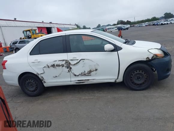 ✅ 2007 Toyota Yaris • VIN: JTDBT923171031709 • Lot: 43354181. Listed on IAAI with 273,562 mi. Free auction sales archive from the USA and detailed vehicle history report at DreamBid. Image 13.