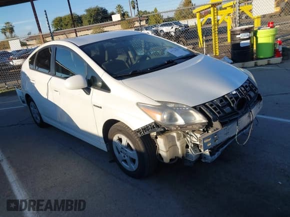✅ 2011 Toyota Prius II • VIN: JTDKN3DU1B1423322 • Lot: 43726397. Listed on IAAI with 212,458 mi. Free auction sales archive from the USA and detailed vehicle history report at DreamBid. Image 1.