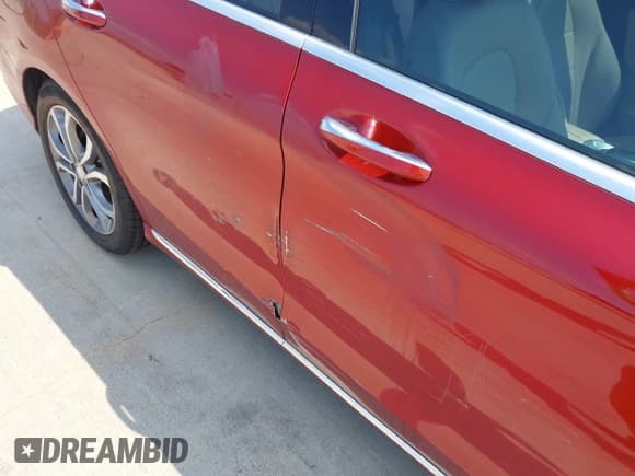 ✅ 2016 Mercedes-Benz C 300 • VIN: 55SWF4JB0GU163676 • Lot: 43076225. Listed on IAAI with 60,805 mi. Free auction sales archive from the USA and detailed vehicle history report at DreamBid. Image 18.