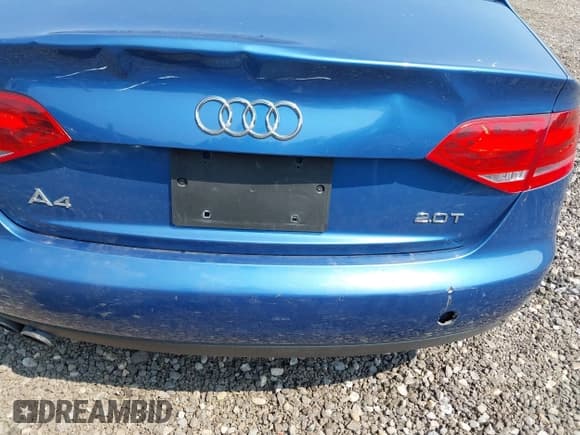 ✅ 2009 Audi A4 Premium Plus • VIN: WAUSF78K79N047142 • Лот: 42910618. Опубликован ранее на IAAI с пробегом Не указан. Бесплатный доступ к архиву аукционных продаж из США и подробный отчёт об истории автомобиля на DreamBid. Изображение 6.