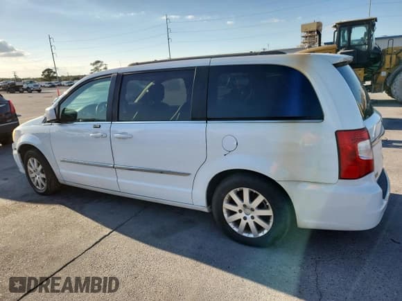 ✅ 2014 Chrysler Town & Country Touring • VIN: 2C4RC1BG7ER434038 • Lot: 92195705. Wystawiony na Copart z przebiegiem 163 909 mil. Bezpłatny archiwum sprzedaży aukcyjnych z USA i szczegółowy raport historii pojazdu na DreamBid. Zdjęcie 2.