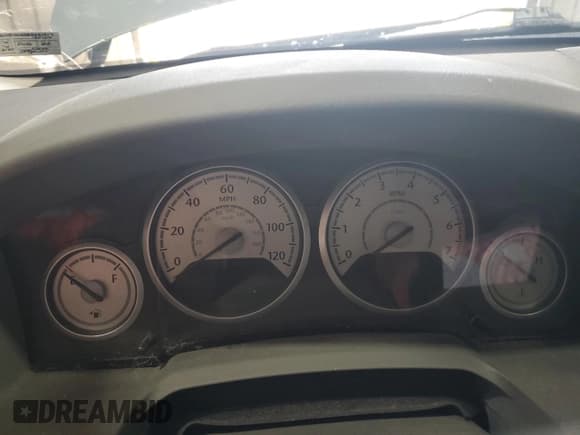 ✅ 2008 Chrysler Town & Country LX • VIN: 2A8HR44H38R631917 • Lot: 84237965. Listed on Copart with Not provided. Free auction sales archive from the USA and detailed vehicle history report at DreamBid. Image 9.