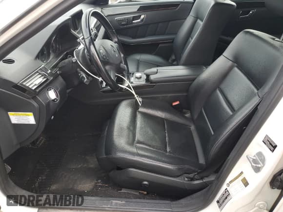 ✅ 2010 Mercedes-Benz E 350 Luxury • VIN: WDDHF8HB6AA106637 • Lot: 71112405. Listed on Copart with 144,116 mi. Free auction sales archive from the USA and detailed vehicle history report at DreamBid. Image 7.