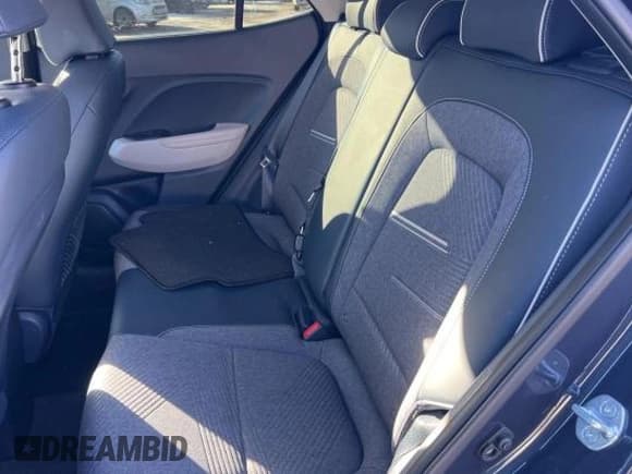 ✅ 2023 Hyundai Venue SEL • VIN: KMHRC8A35PU270586 • Lot: 88478755. Listed on Copart with 18,103 mi. Free auction sales archive from the USA and detailed vehicle history report at DreamBid. Image 6.