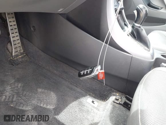 ✅ 2015 Hyundai Elantra Sport • VIN: KMHDH4AH4FU382729 • Lot: 42132468. Listed on IAAI with 76,445 mi. Free auction sales archive from the USA and detailed vehicle history report at DreamBid. Image 11.