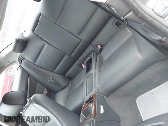 ✅ 2009 BMW 3 Series 328i • VIN: WBAWV13589P121644 • Lot: 42409524. Listed on IAAI with 172,692 mi. Free auction sales archive from the USA and detailed vehicle history report at DreamBid. Image 8.