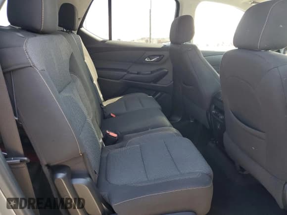 ✅ 2021 Chevrolet Traverse LS • VIN: 1GNERFKW3MJ166150 • Lot: 82398425. Wystawiony na Copart z przebiegiem 145 591 mil. Bezpłatny archiwum sprzedaży aukcyjnych z USA i szczegółowy raport historii pojazdu na DreamBid. Zdjęcie 11.